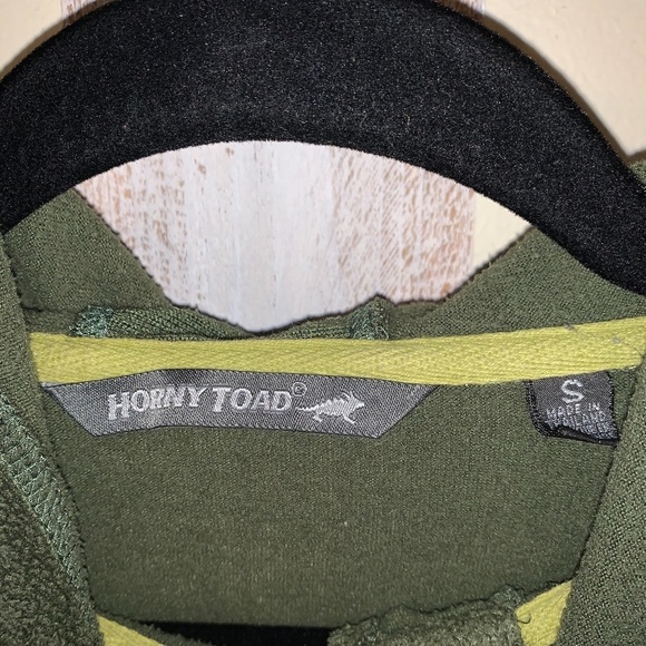4/$30 Horny Toad Green Zip Up Sweatshirt - Picture 2 of 5